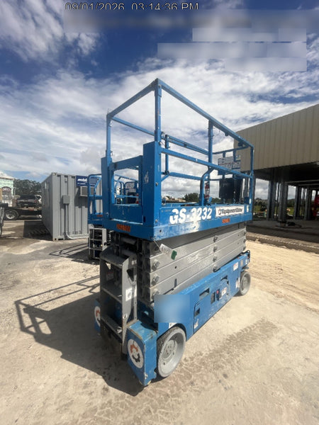 2022 GENIE GS-3232