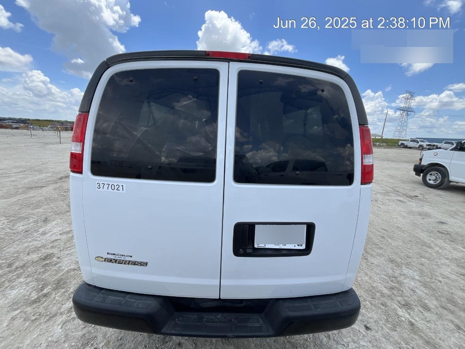 2023 CHEVROLET Express Van - Rental