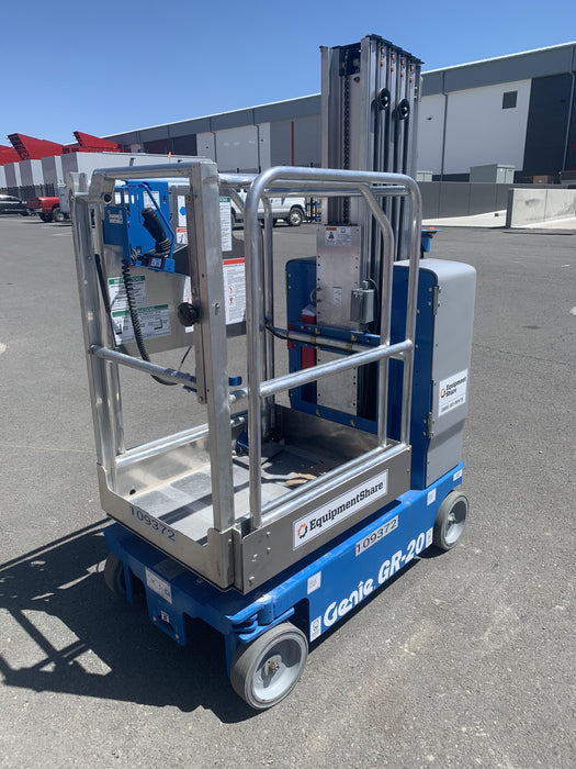 2020 GENIE GR-20
