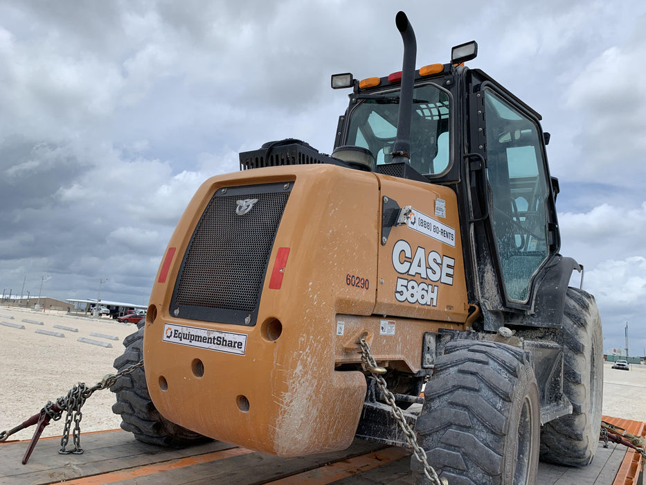 2020 CASE 586H