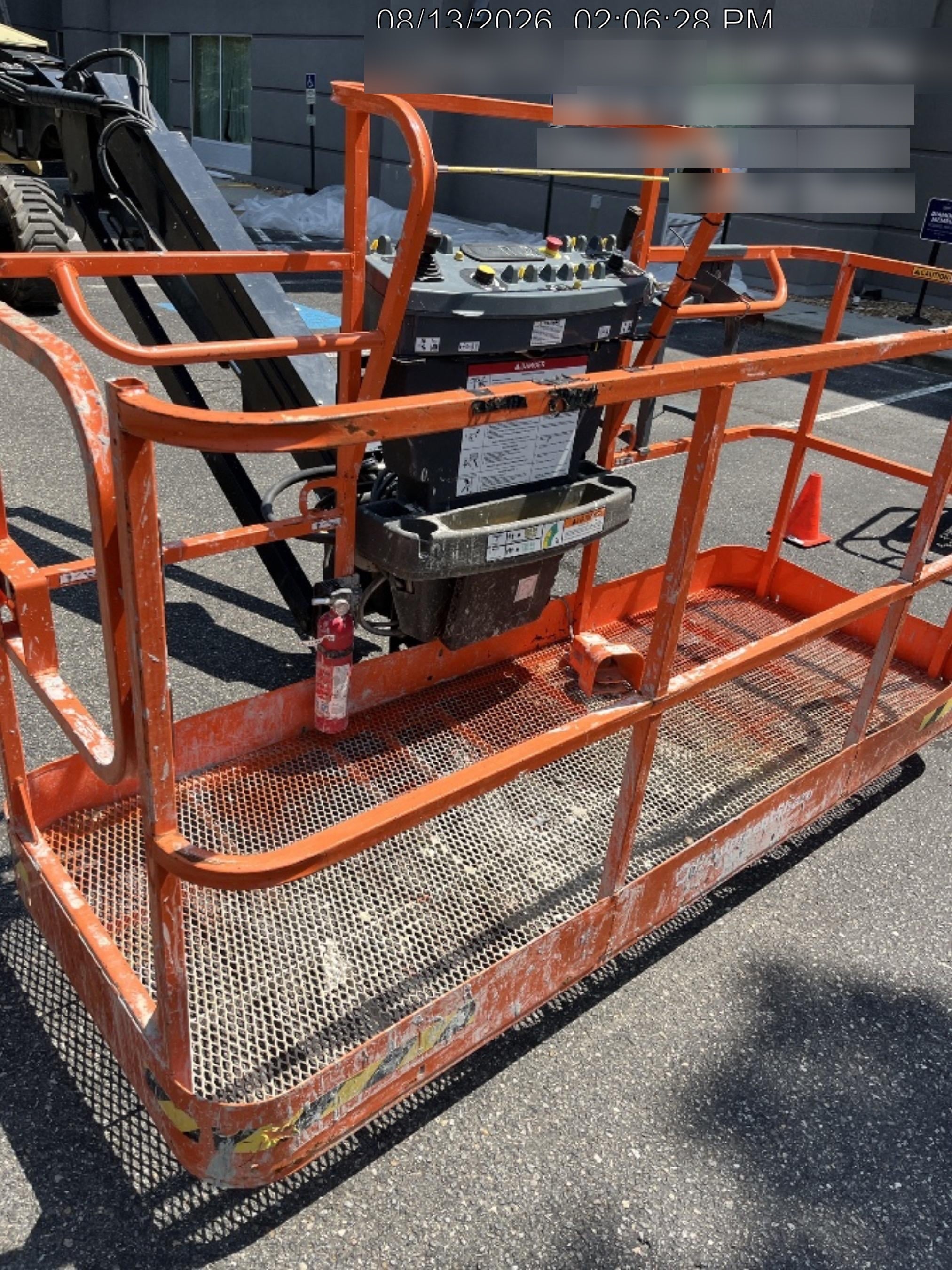 2025 JLG 660SJ