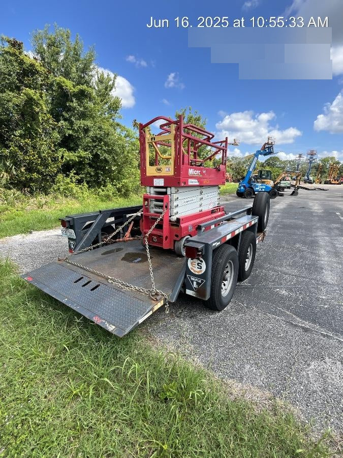 2018 JLG 1012