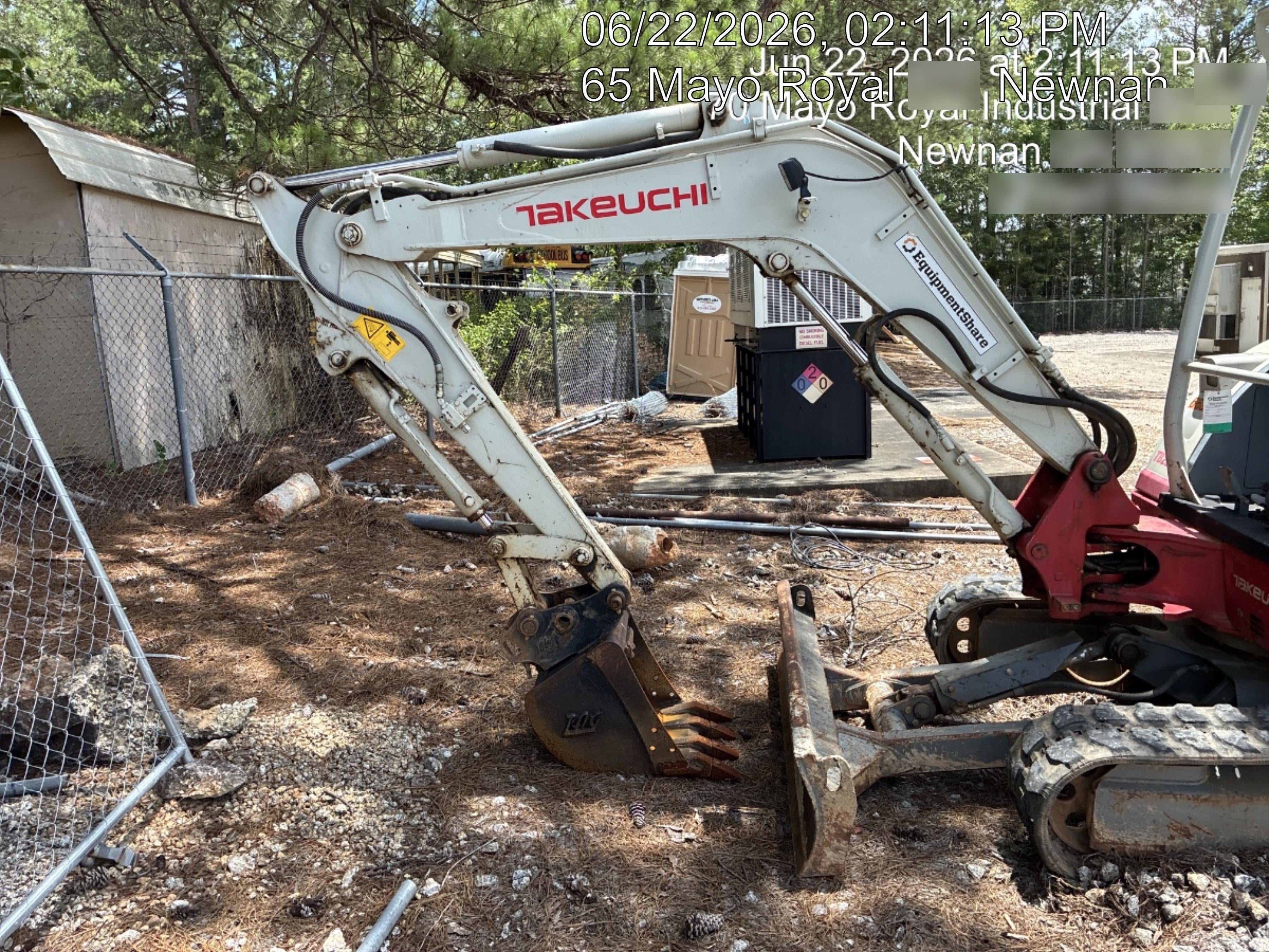 2020 TAKEUCHI TB235-2R