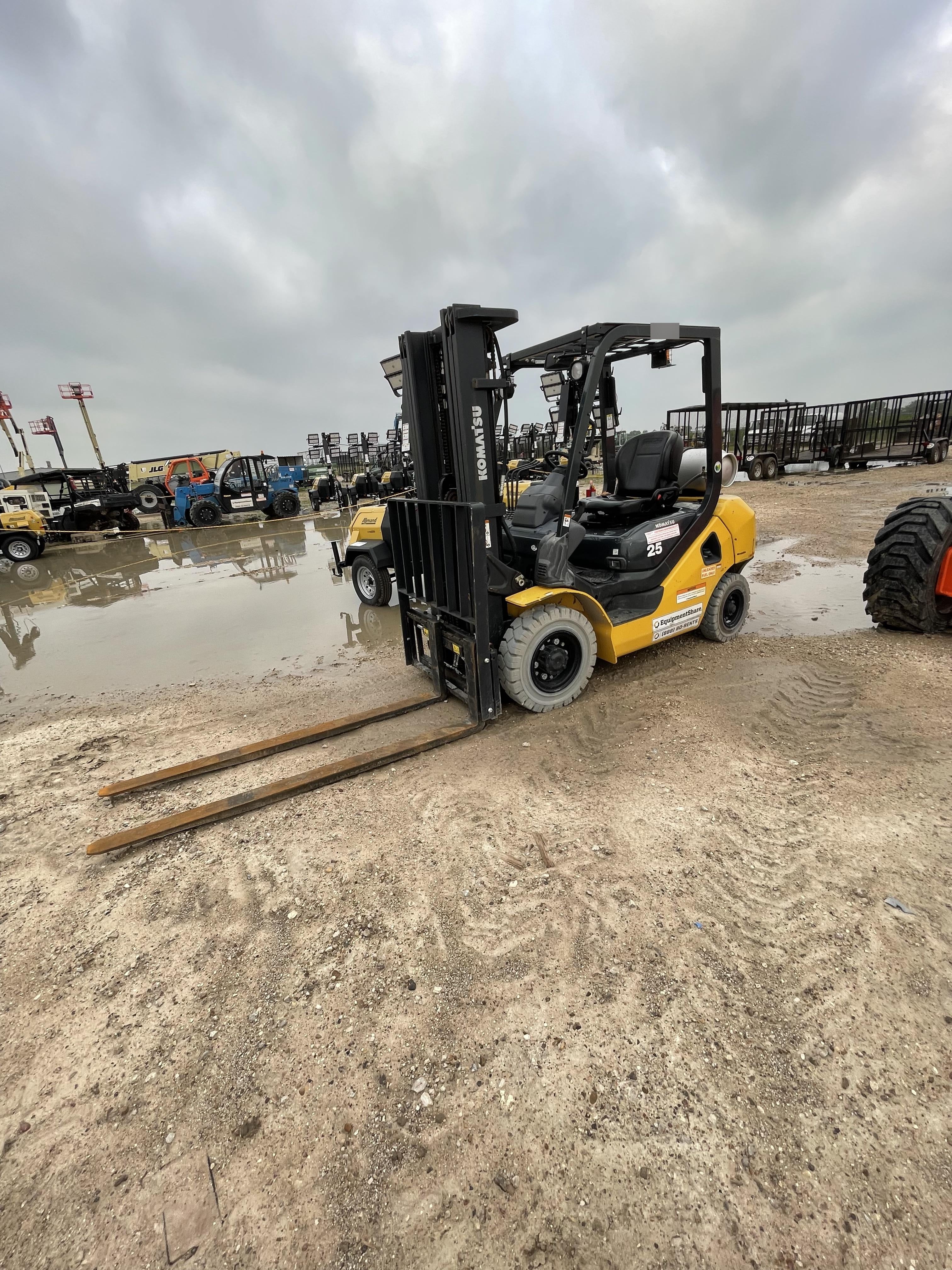 2019 KOMATSU FG25T-16
