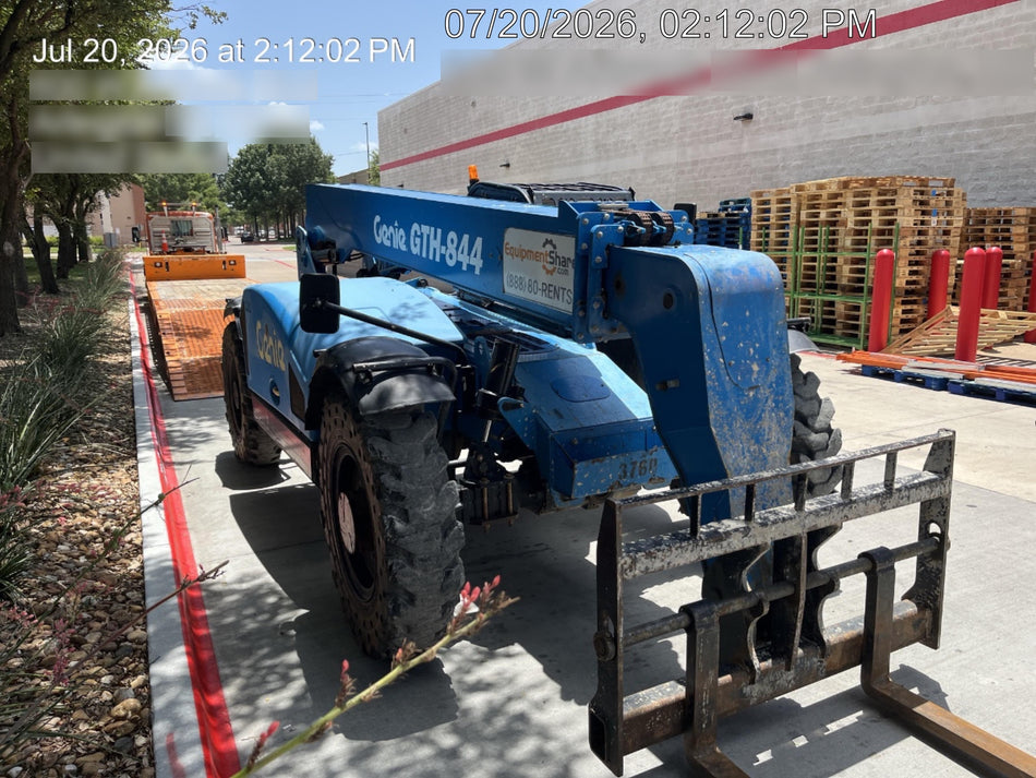 2017 GENIE GTH-844