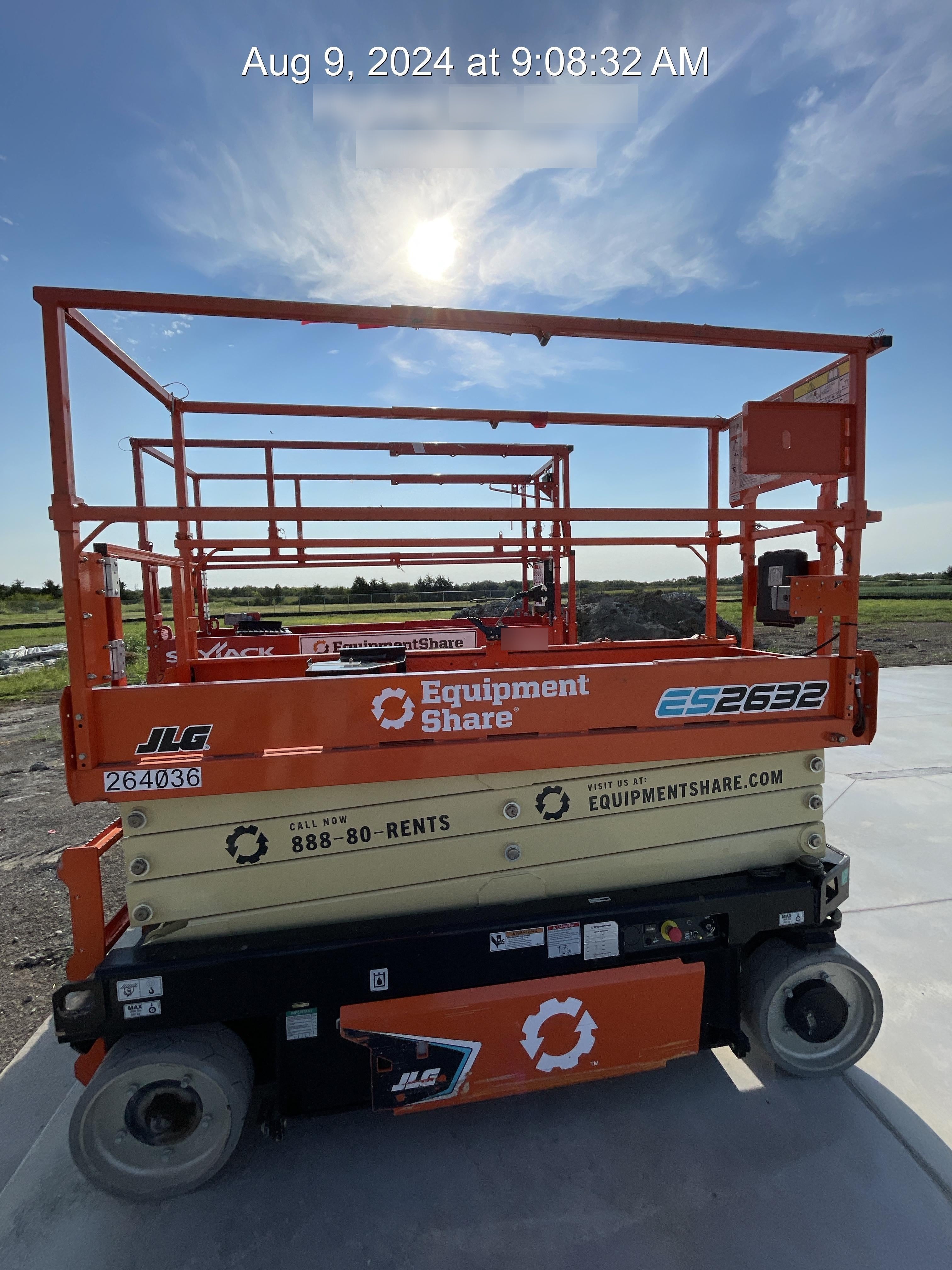 2022 JLG ES2632