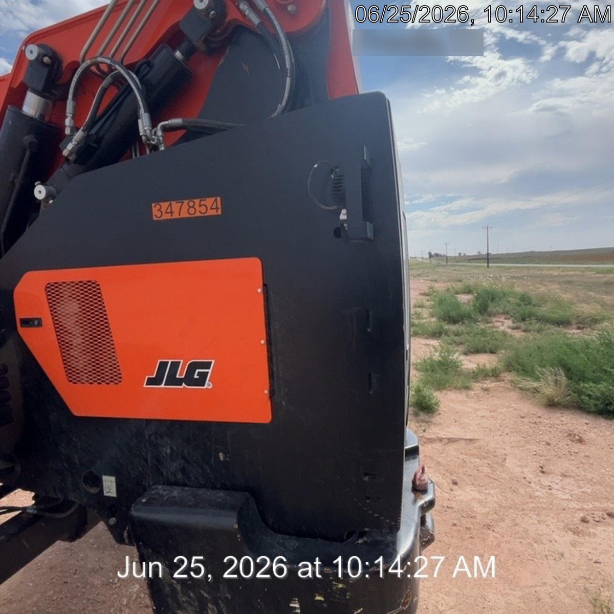 2023 SKYTRAK 8042