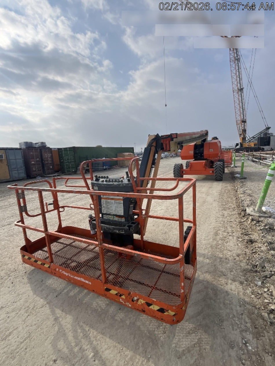 2023 JLG 860SJ