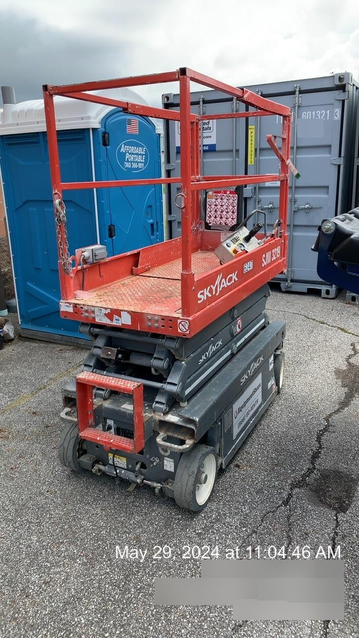 2018 SKYJACK SJIII-3219