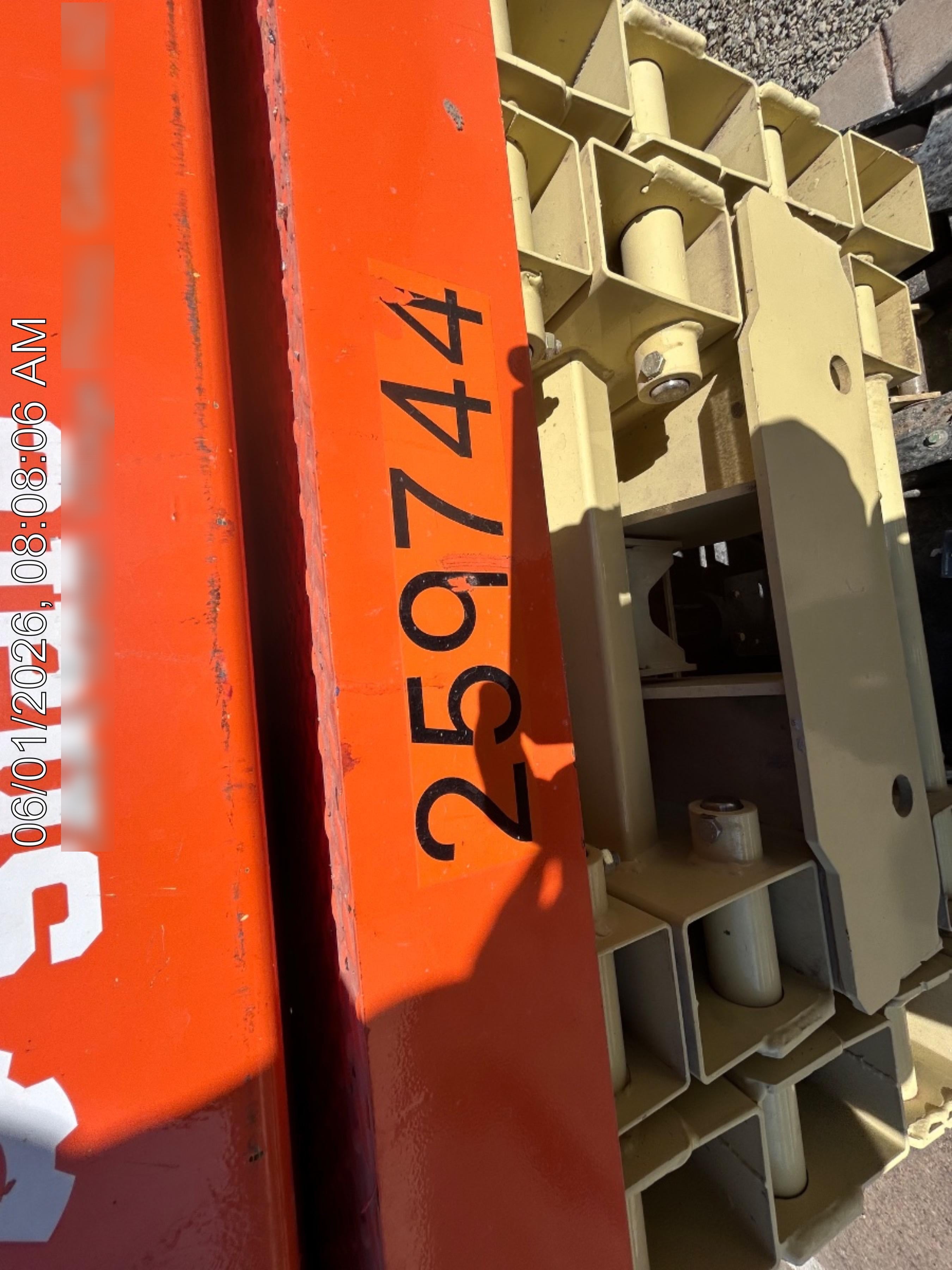 2022 JLG ES3246