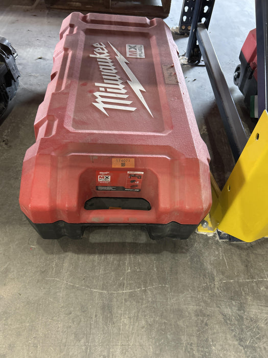 2021 MILWAUKEE MXF301-2CP