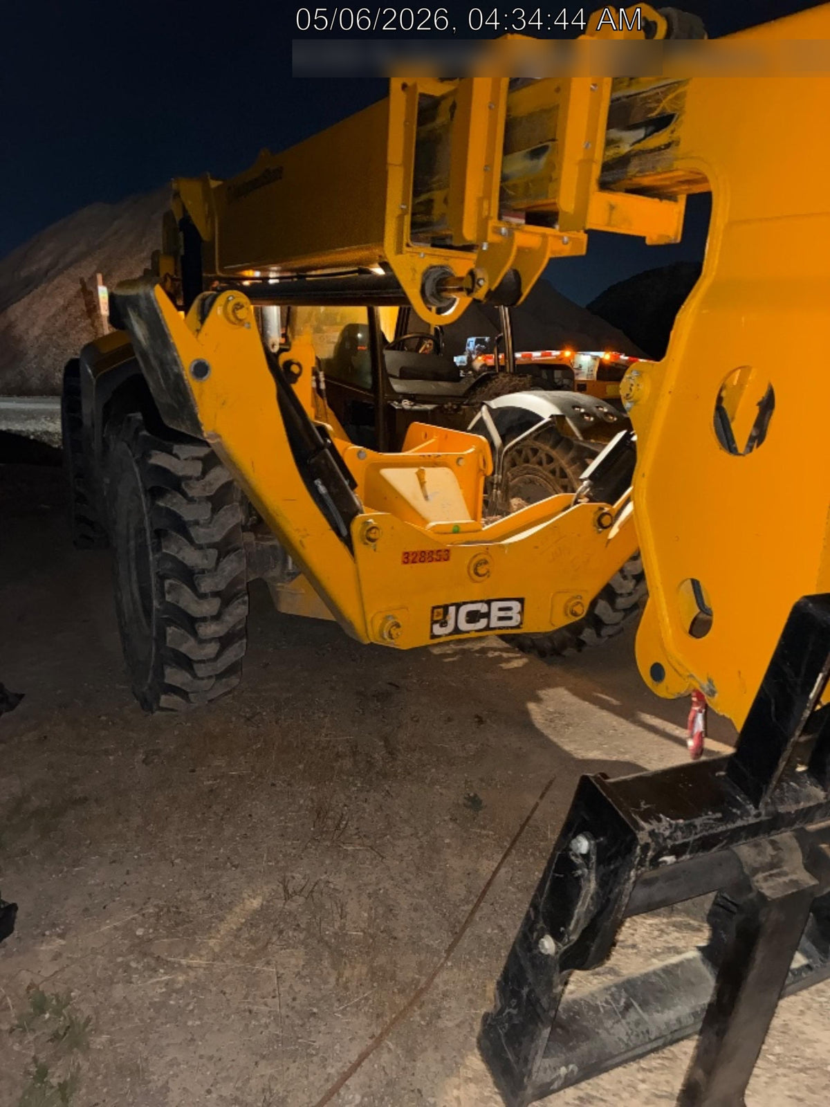 2023 JCB 510-56