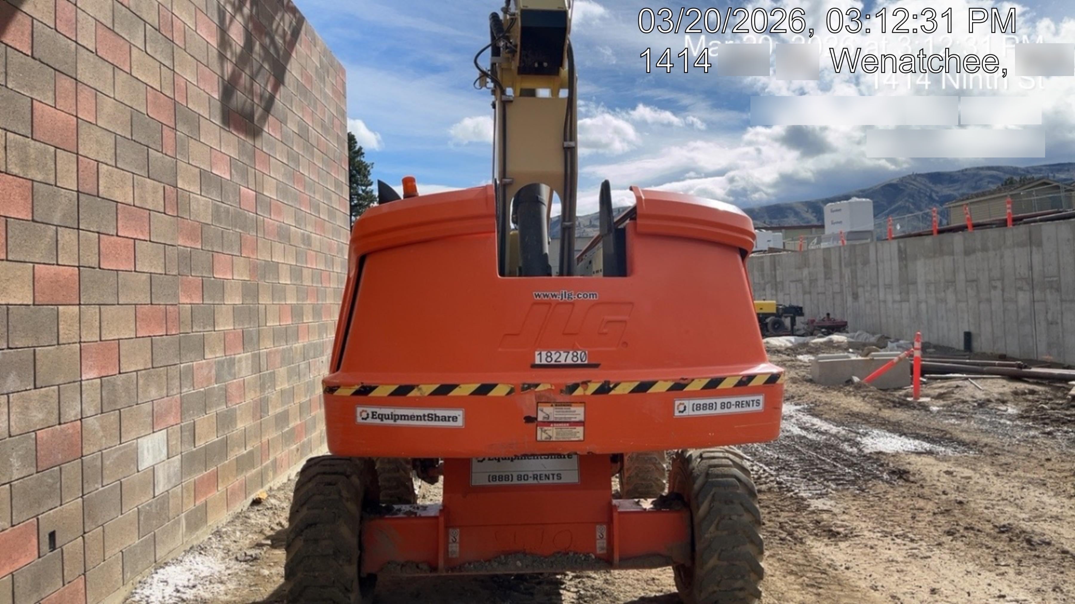 2021 JLG 660SJ