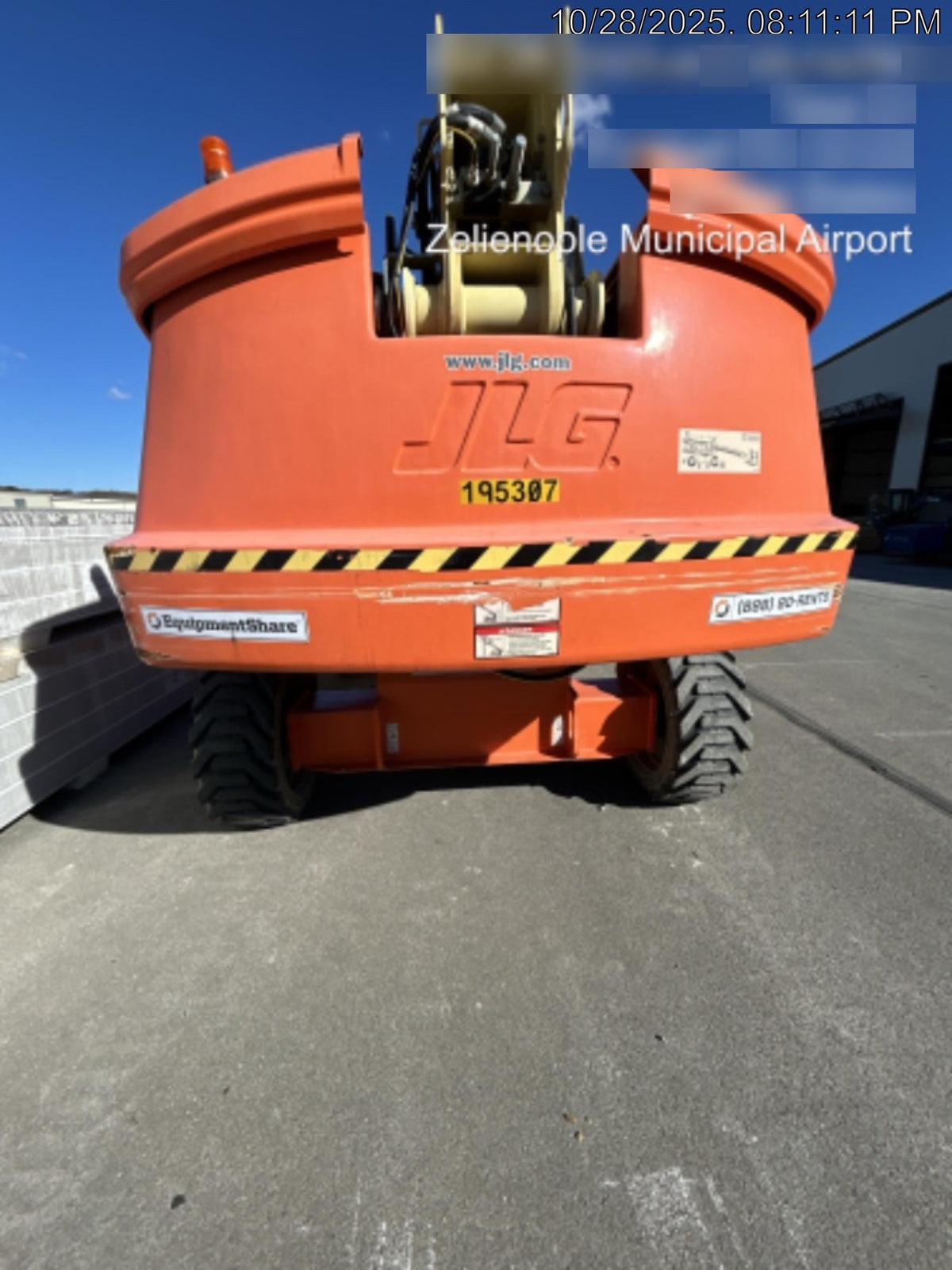2021 JLG 600S