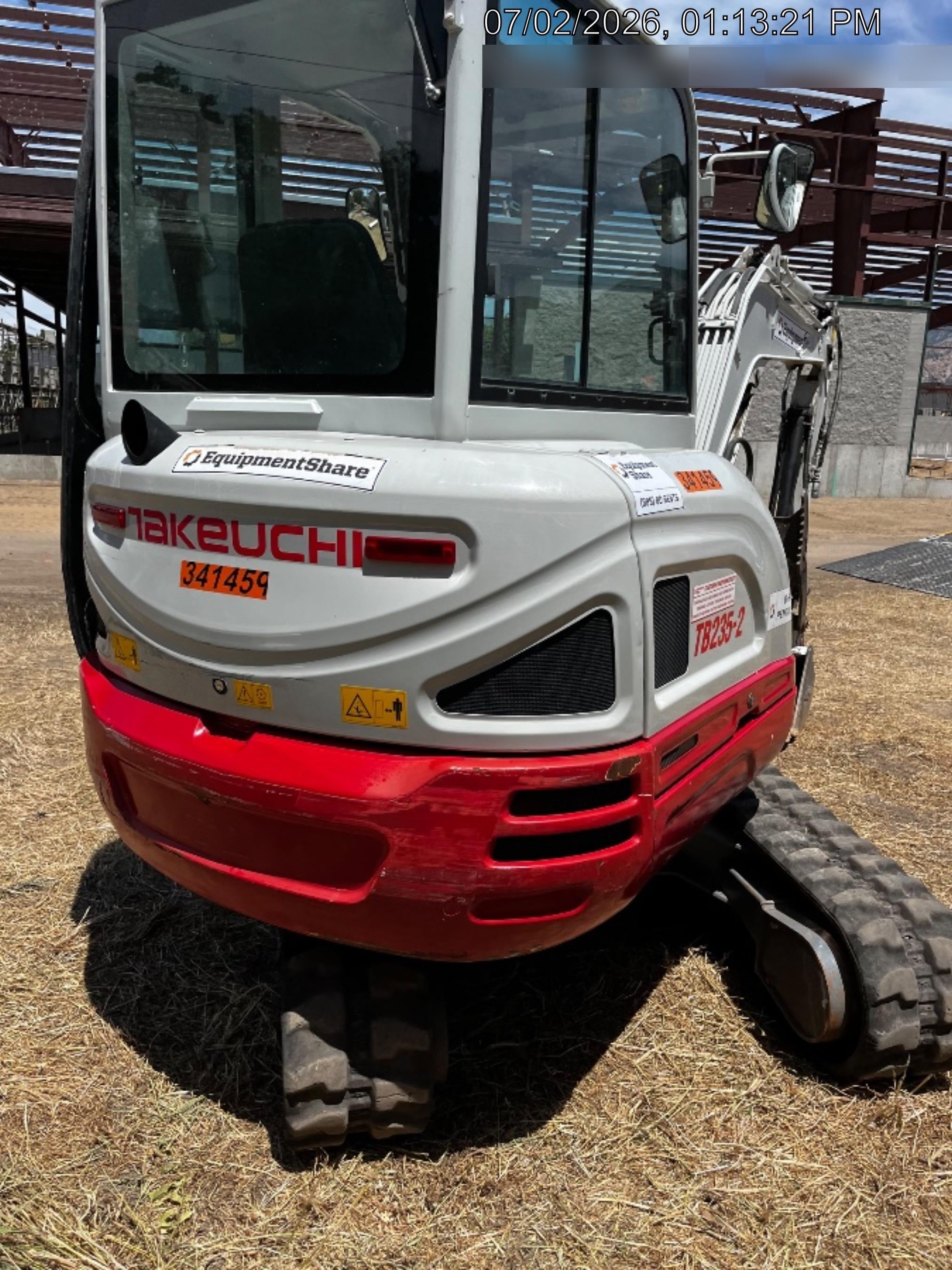 2023 TAKEUCHI TB235-2CR