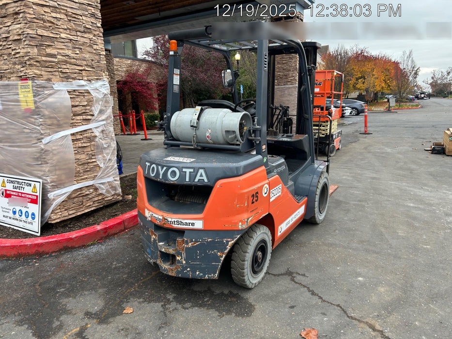 2022 TOYOTA 50-8FGU25