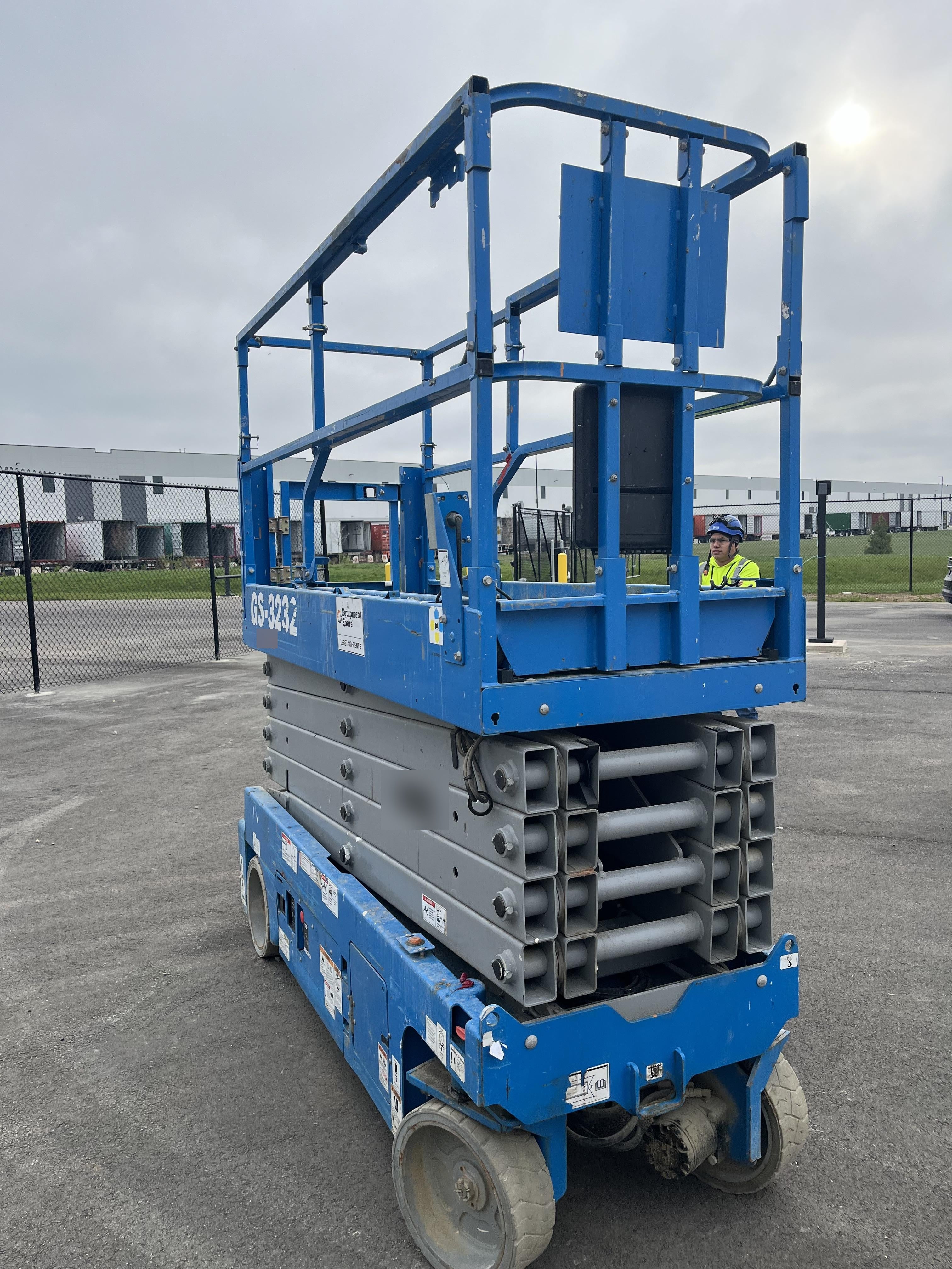 2019 Genie GS-3232 Standard Options