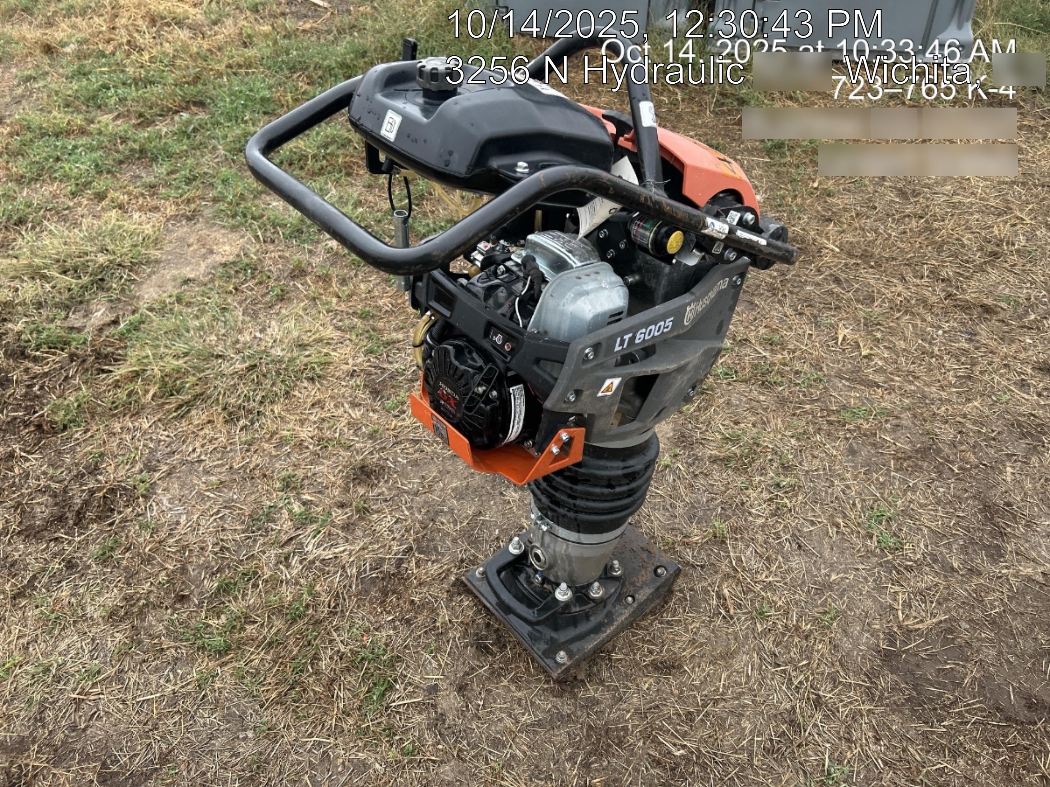 2024 HUSQVARNA LT6005