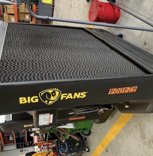 2024 BIG ASS FANS Cool Space 400