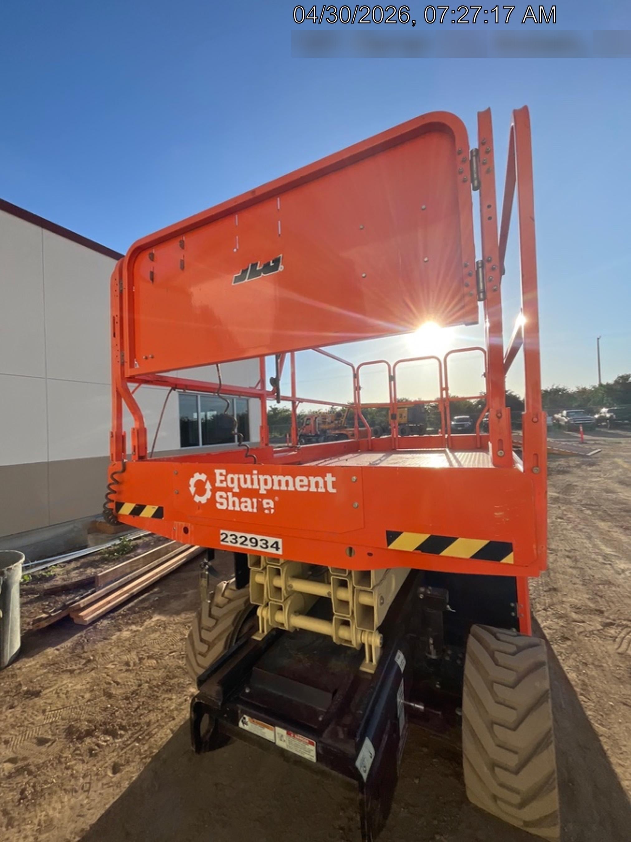 2022 JLG RT2669