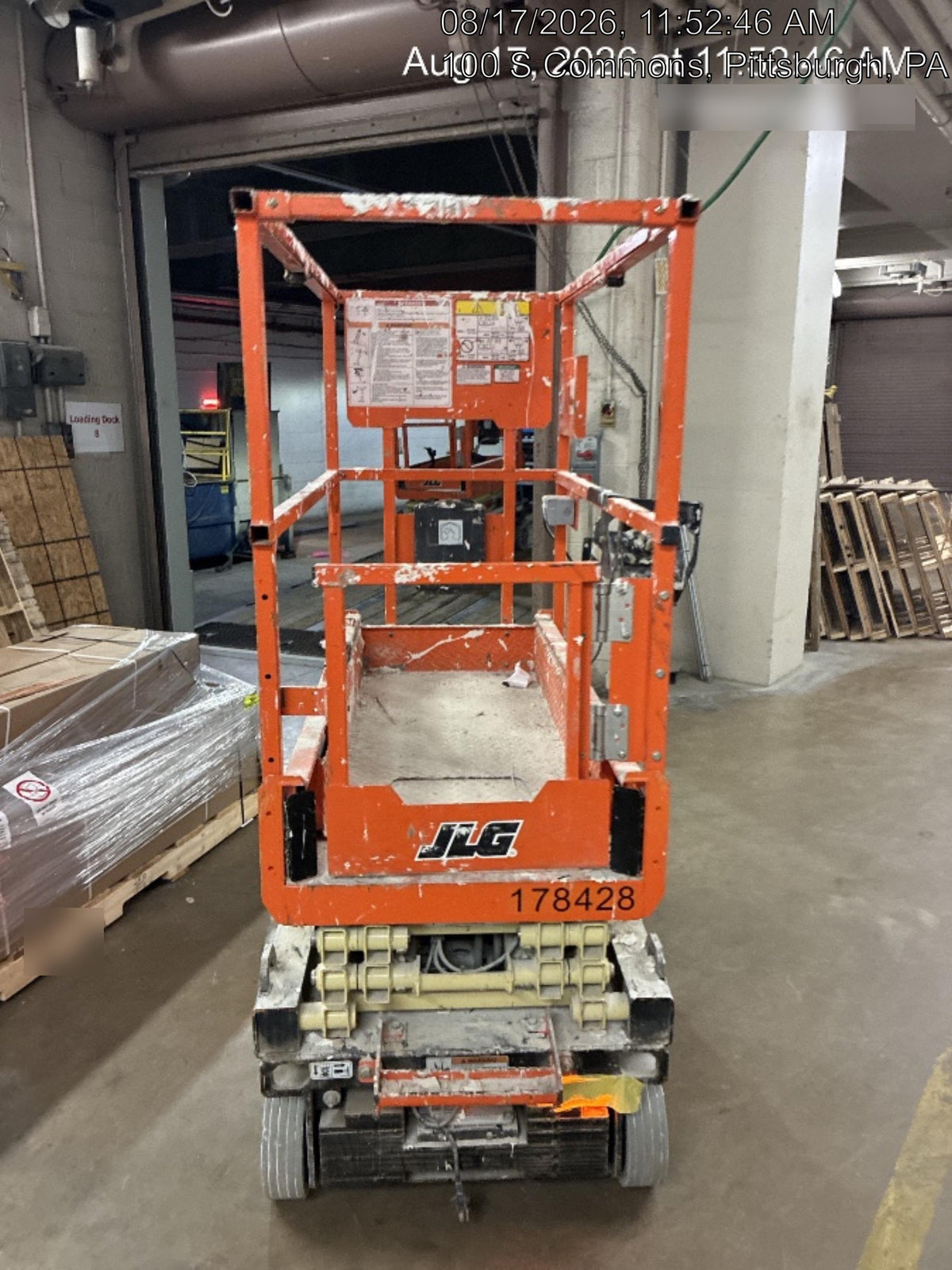 2021 JLG ES1330L