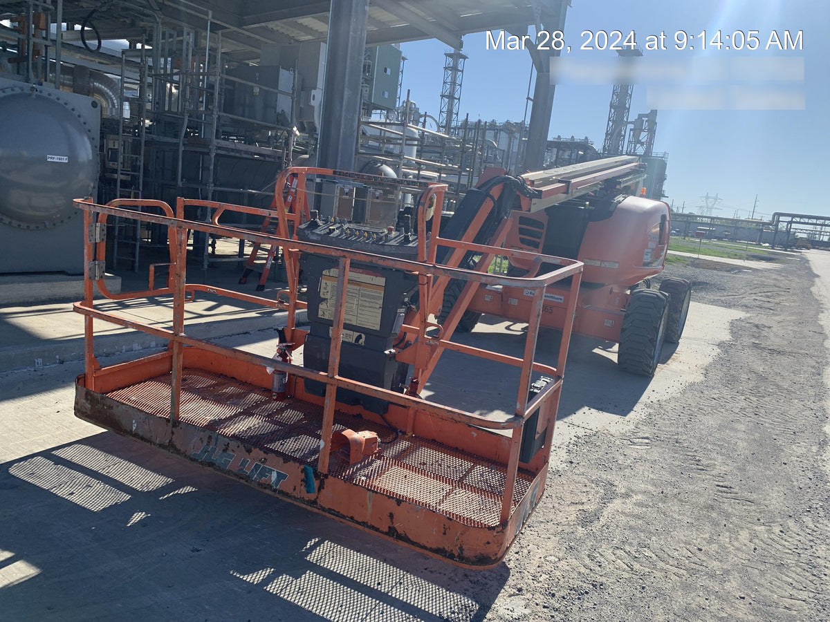 2019 JLG 600AJ