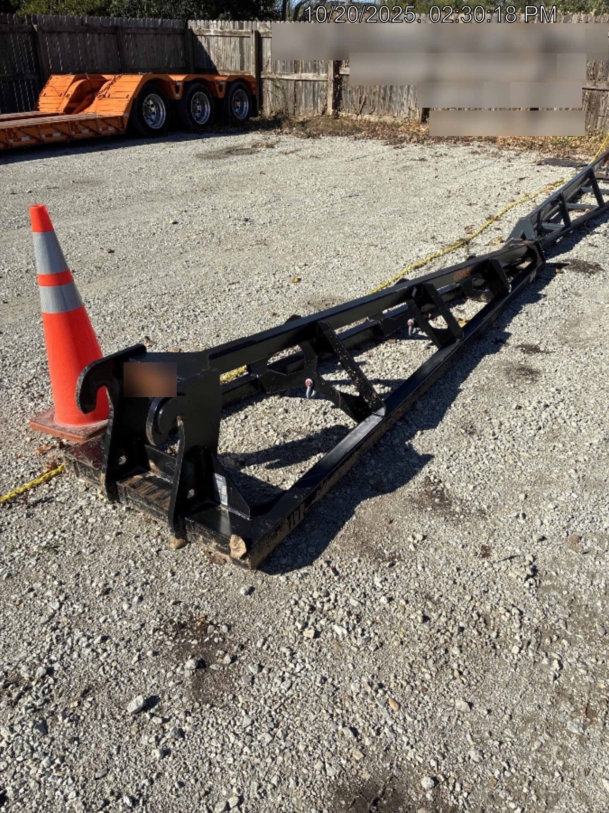 2023 JLG 1001275853