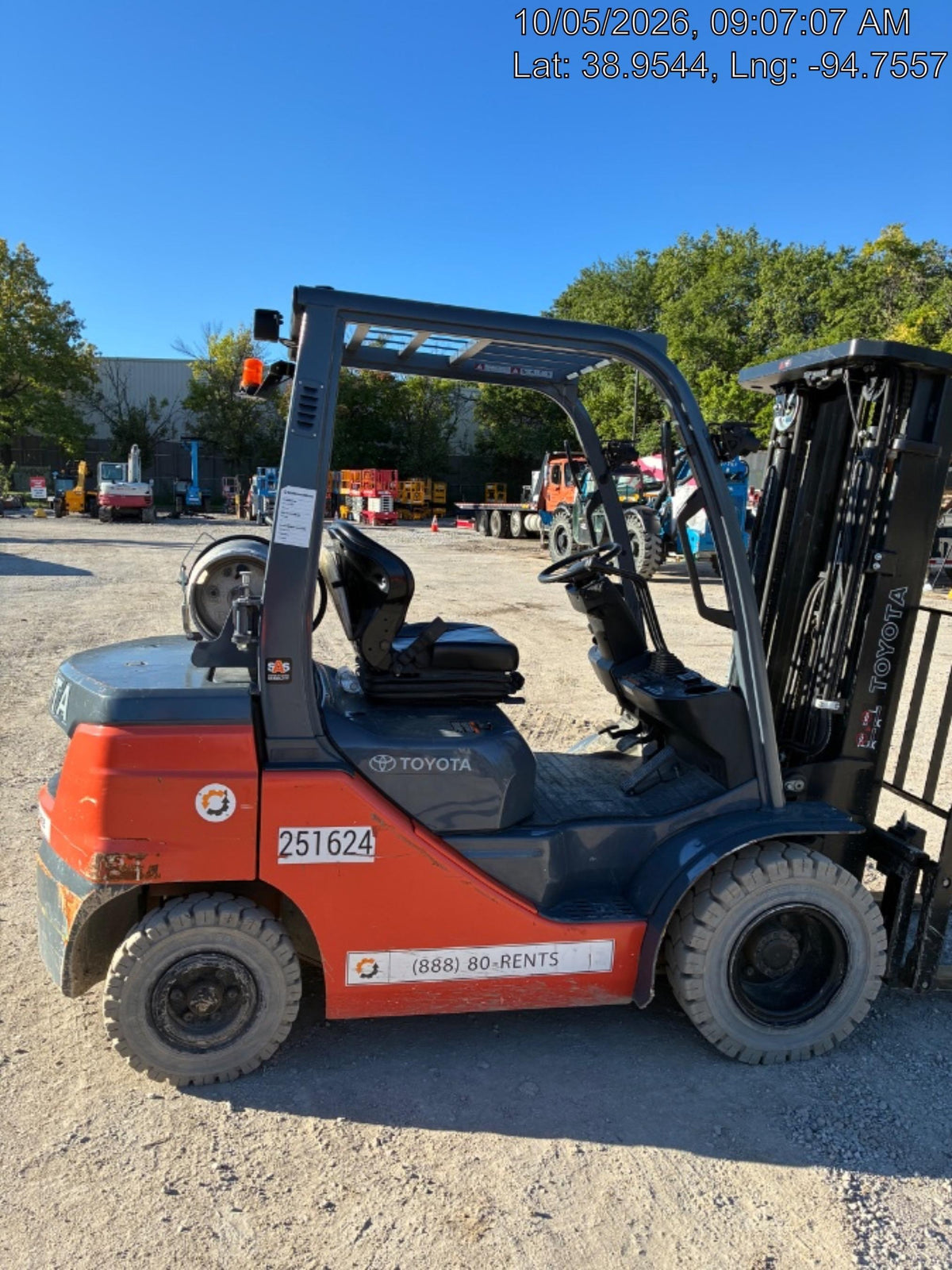 2022 TOYOTA 50-8FGU25