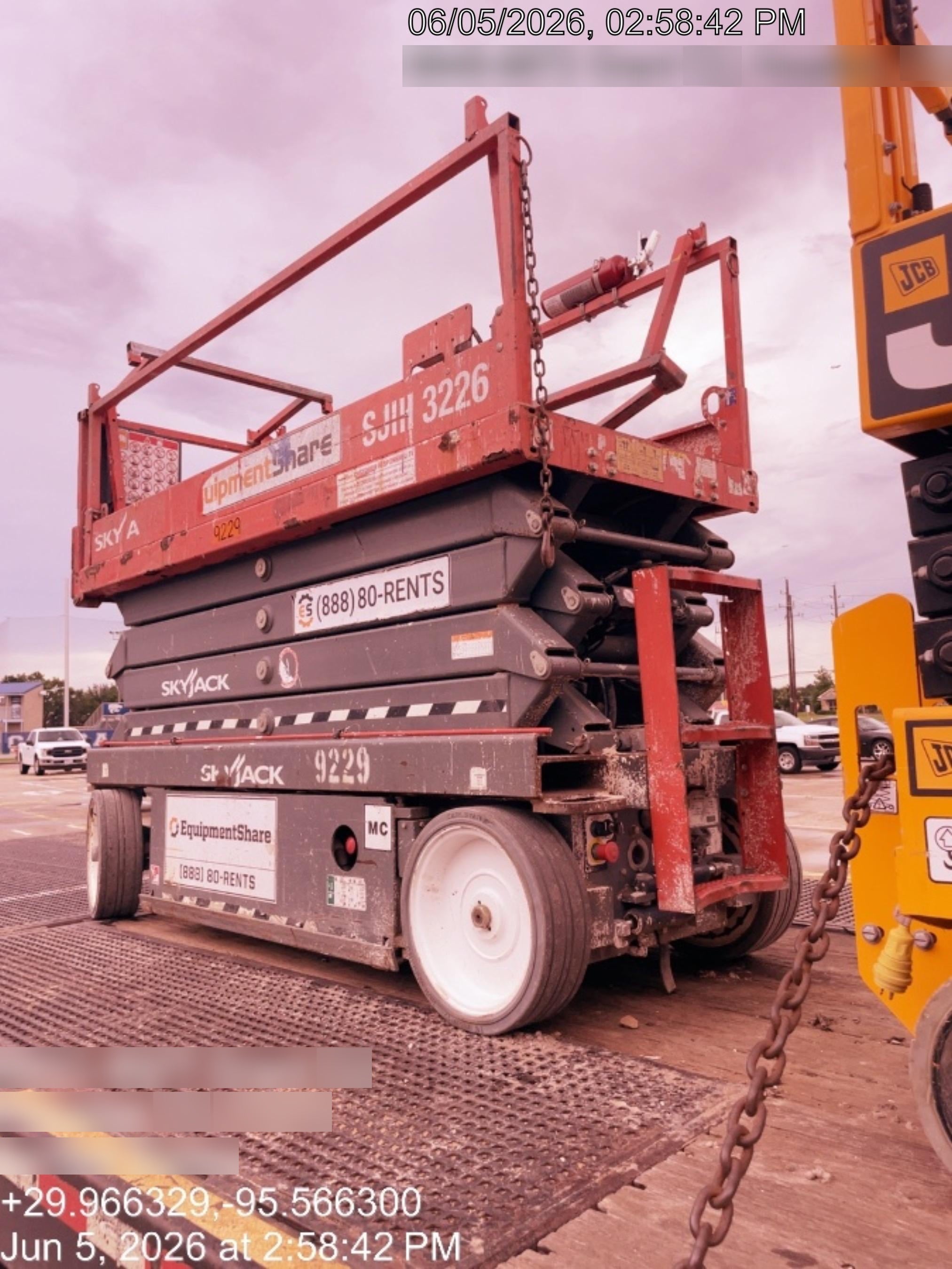 2018 Skyjack SJIII-3226 Skyjack SJIII3226 Scissor Lift w/Trojan Batteries
