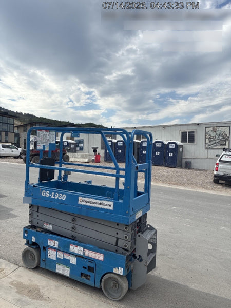 2019 Genie GS-1930 Half Height Swing Gate, 800W Inverter