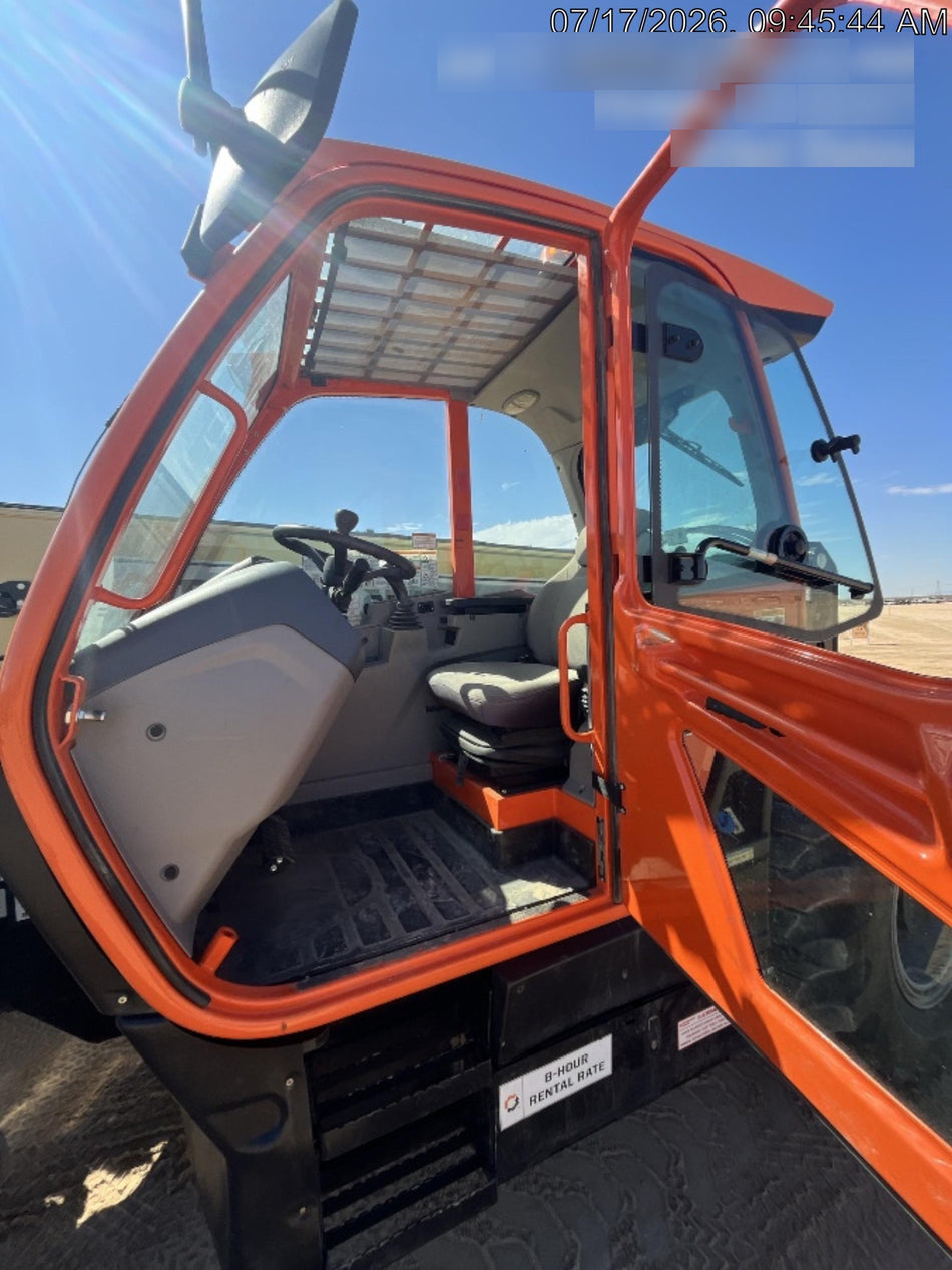 2021 JLG 1732