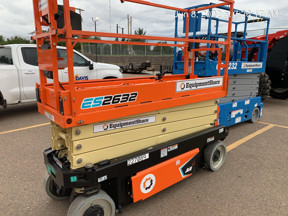 2022 JLG ES2632
