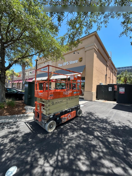 2022 JLG ES3246