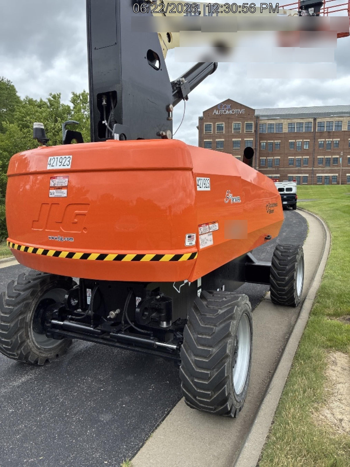 2024 JLG 860SJ