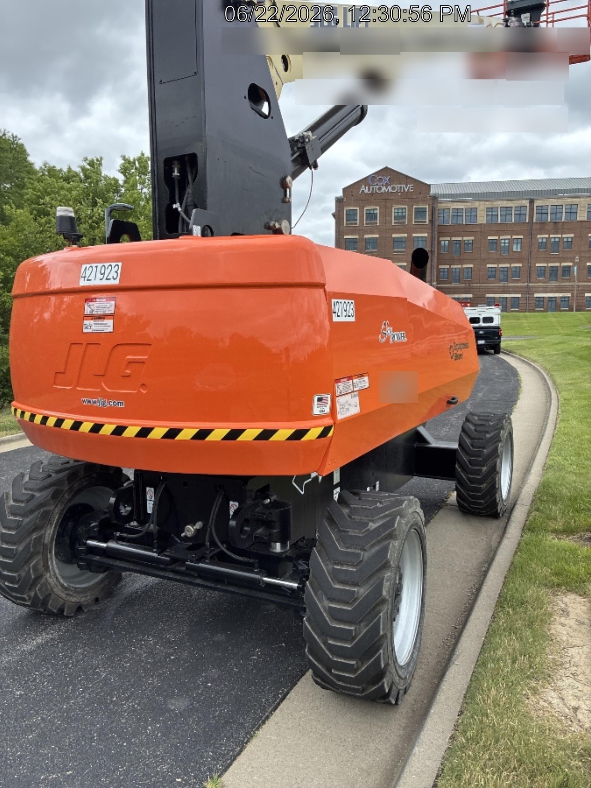 2024 JLG 860SJ