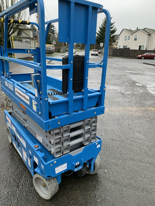 2019 Genie GS-1930 Half Height Swing Gate, 800W Inverter