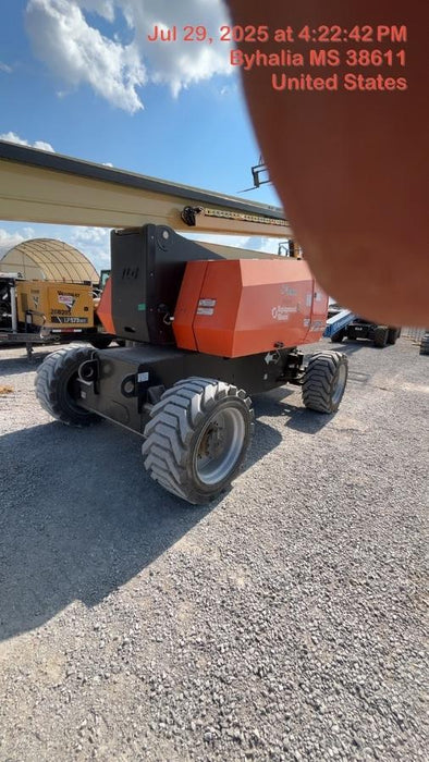 2025 JLG 800AJ