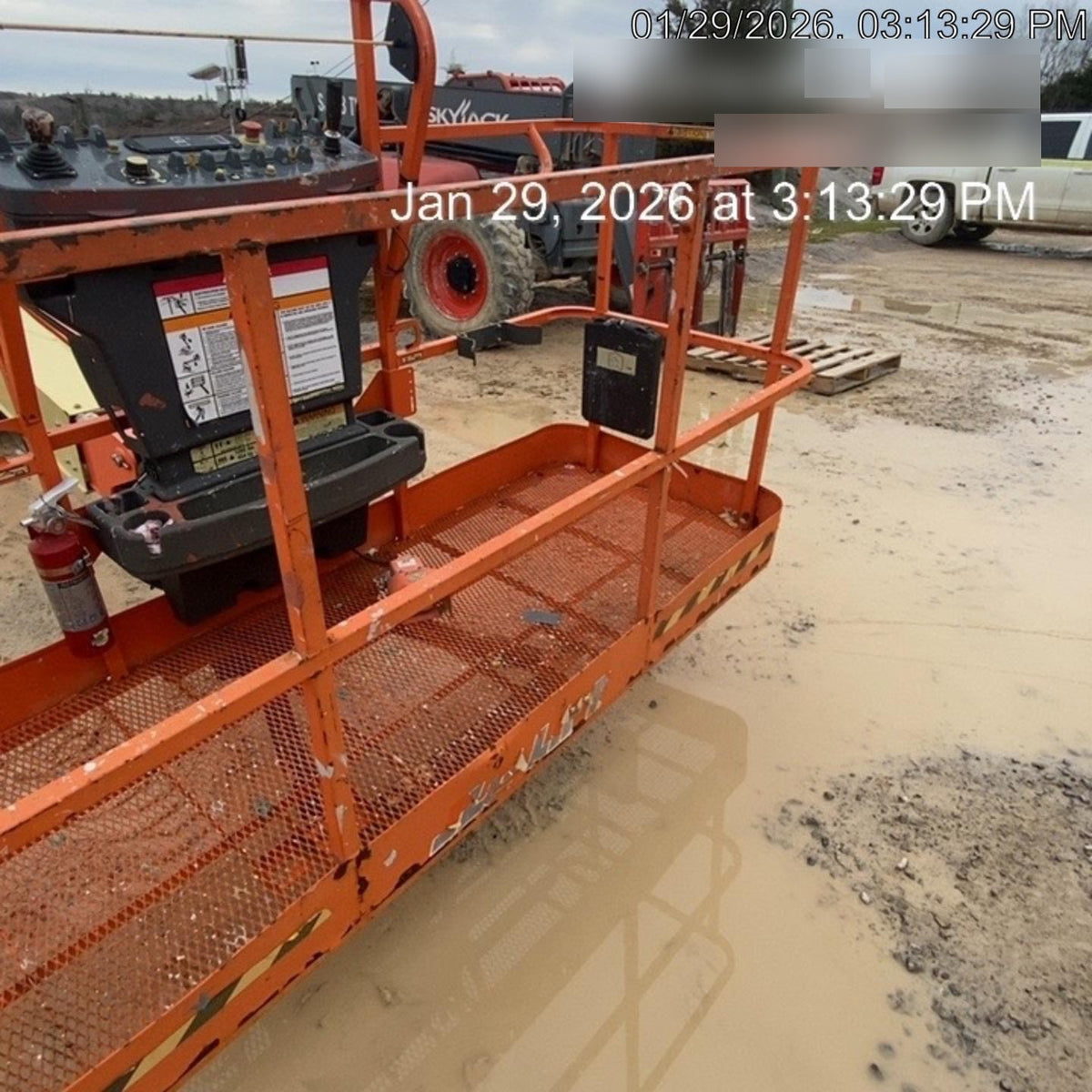 2021 JLG 400S