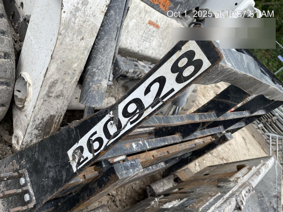 2022 ARROW MATERIAL HANDLING 48" Pallet Forks - Arrow