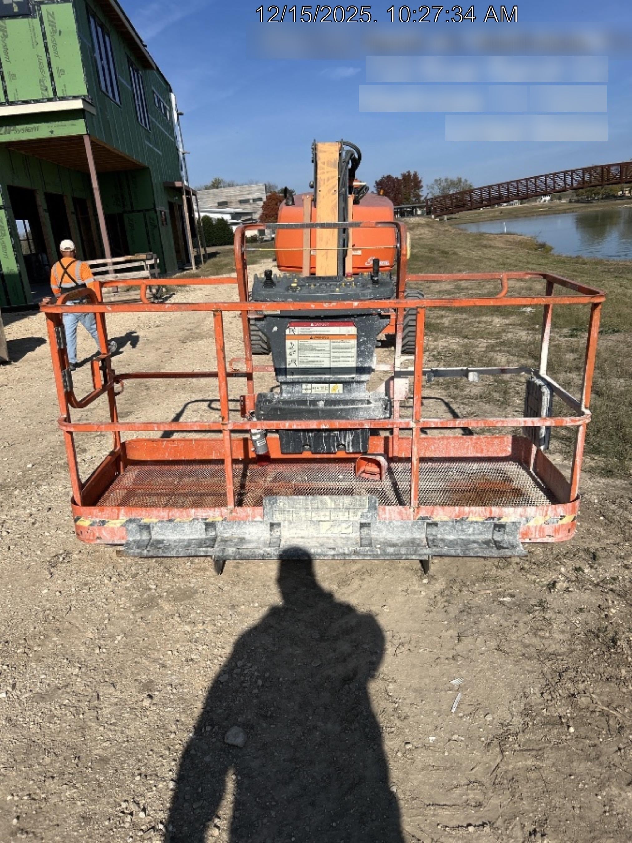 2022 JLG 460SJ