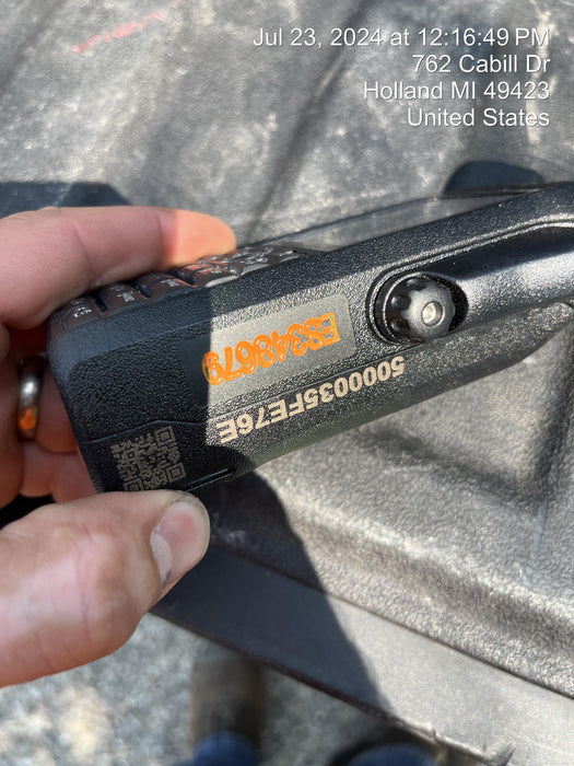 2023 MOTOROLA R7 DISPLAY