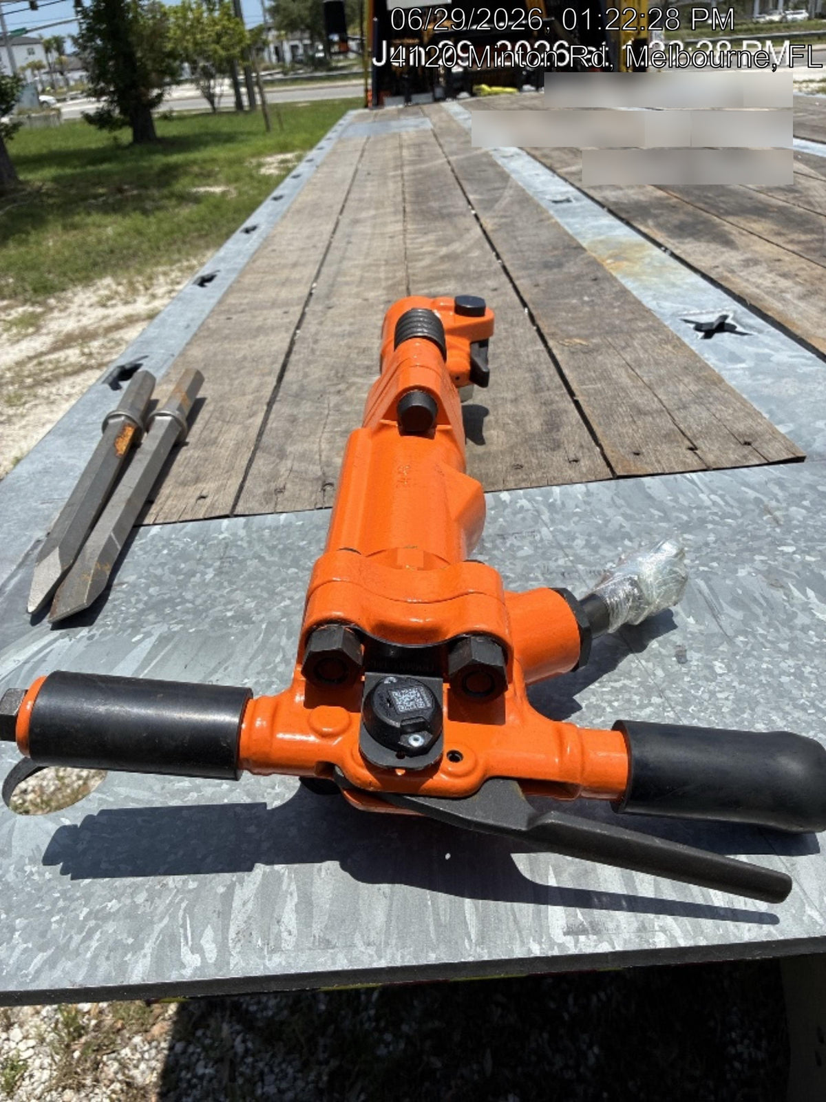2026 MICHIGAN PNEUMATIC ES-TPB60-118-TRACKER