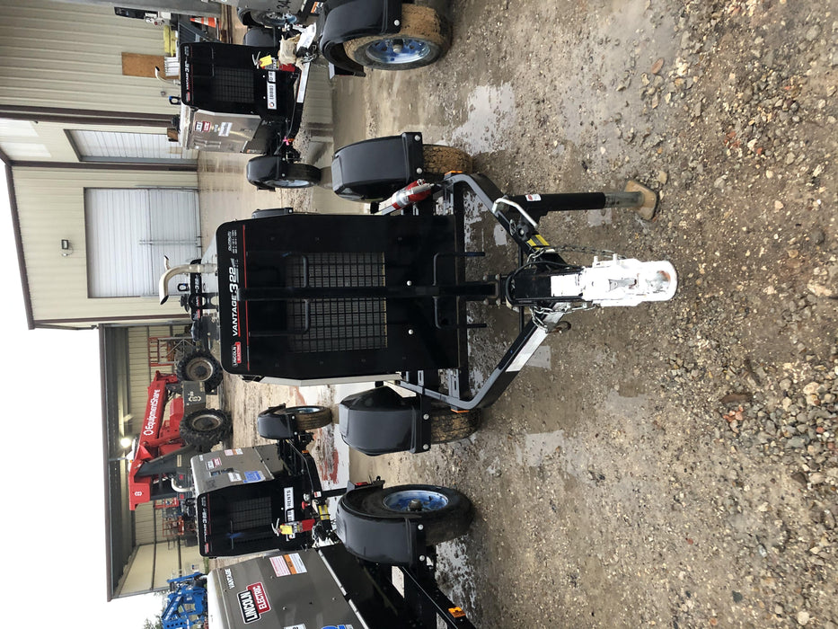 2018 Lincoln Electric Vantage 322 Lincoln Vantage 322 Welder Ready Pak 3 - Vantage 322, Trailer, Fender and light kit, Cable rack
