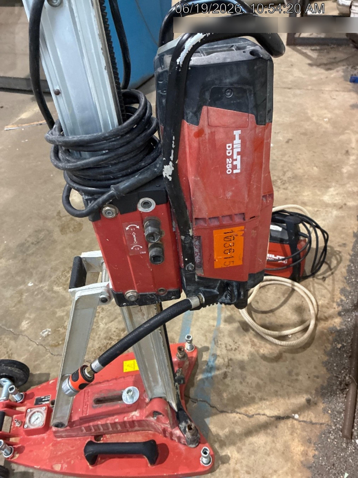 2020 HILTI DD250E