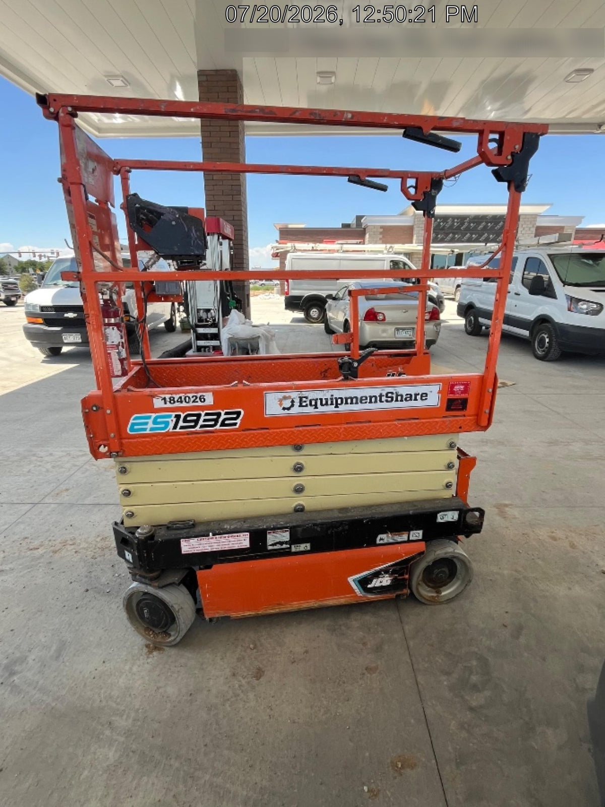2021 JLG ES1932