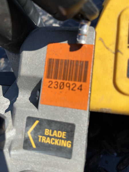 2022 DEWALT DCS374P2
