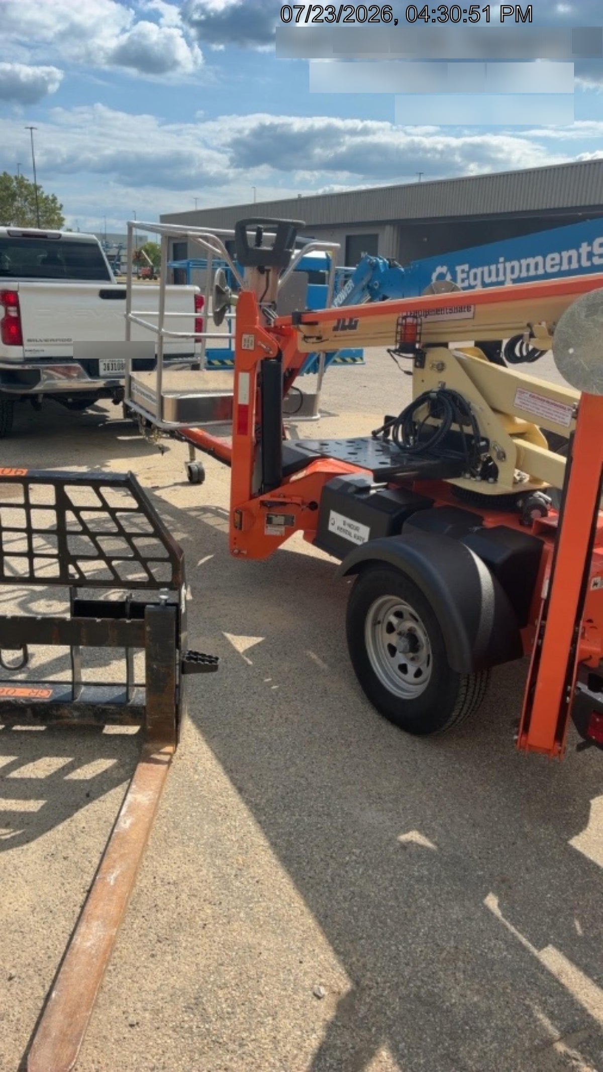 2022 JLG T350
