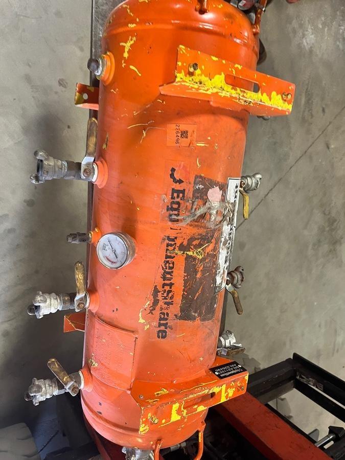 2022 MICHIGAN PNEUMATIC HV-15G-8P-ES-TRACKER