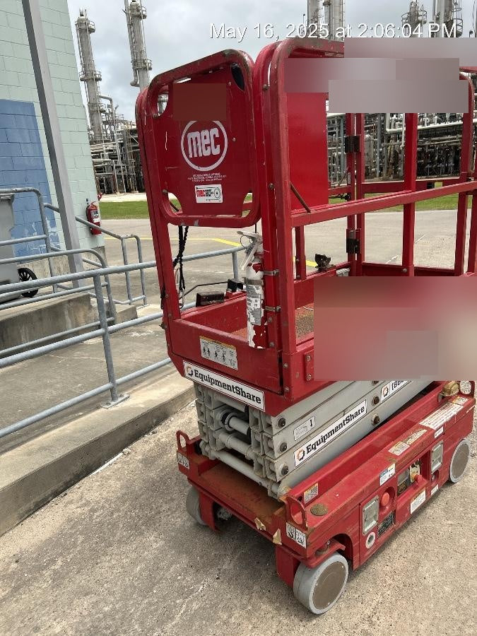 2019 MEC 1330SE Motion Alarm, Beacon, Includes MachineLink keypad and telematics device