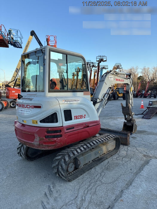 2020 TAKEUCHI TB235-2CR